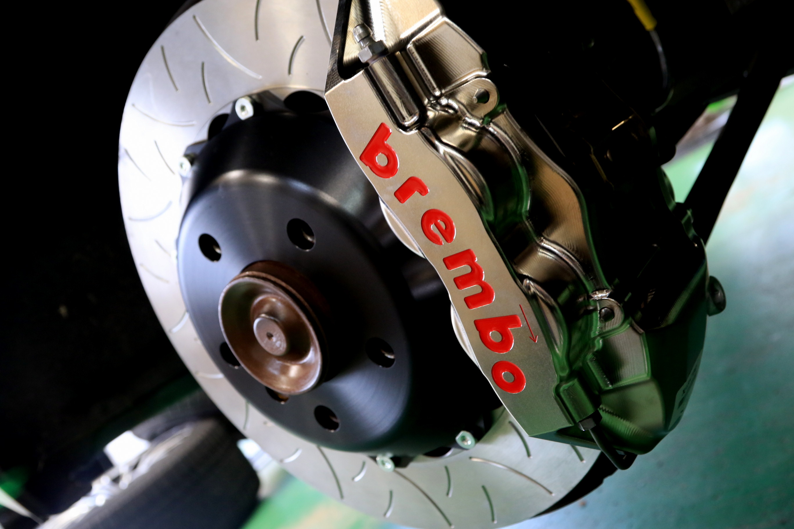 brembo ブレーキローター BMW F34(335i GRAN TURISMO) 3X30 13/06